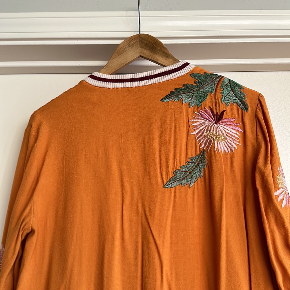 Jacket - Picture 9 of 11